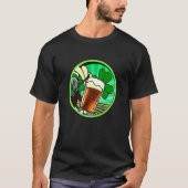 Irish lucky shamrock with beer mug St Patricks Day T-shirt (Voorkant)