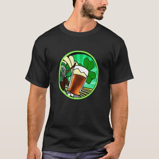 Irish lucky shamrock with beer mug St Patricks Day T-shirt (Voorkant)