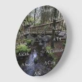 Irish Numbered Clock met Ierse achtergrond Grote Klok (Hoek)