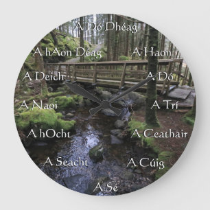 Irish Numbered Clock met Ierse achtergrond Grote Klok