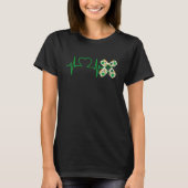Irish Nurse Bandage Heartbeat Shamrock St Patricks T-shirt (Voorkant)