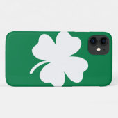 Irish Pride: Green & White Shamrock iPhone Case (Achterkant (horizontaal))