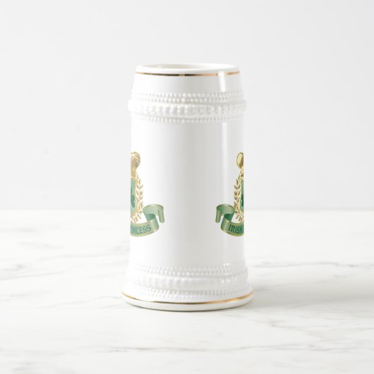 Irish Princess Bierpul (Center)