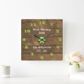 Irish Pub Barnwood Green Personalized Clock Vierkante Klok (Huis)