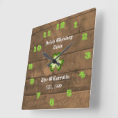 Irish Pub Barnwood Green Personalized Clock Vierkante Klok (Hoek)