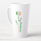 Irish Rose Vlag Gepersonaliseerde naam  Latte Mok (Linkerhoek)