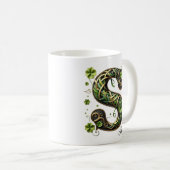 Irish S Monogram Coffee Mug Koffiemok (Voorkant rechts)
