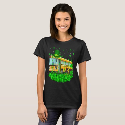 Irish Shamrock Leprechaun School Bus St Patrick's  T-shirt (Voorkant volledig)
