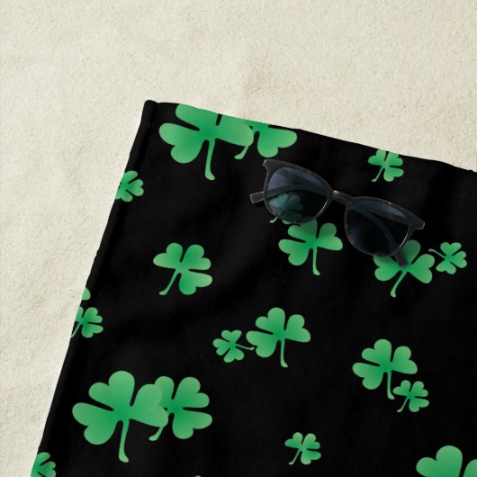 Irish Shamrock Pattern Personalized Strandlaken (In situ)