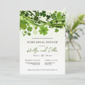 Irish Shamrock Swirls Rehearsal Dinner Invitation Kaart (Staand voorkant)