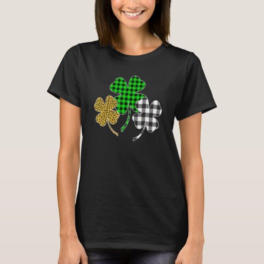 Irish Shamrocks Leopard Buffalo Plaid St Patrick's T-shirt (Voorkant)