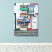 Irish Street Signs Canvas Afdruk (Insitu (Houten vloer))