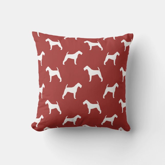 Irish Terrier Silhouettes Pattern Red Kussen (Voorkant)