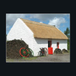 Irish Thatched Cottage Briefkaart<br><div class="desc">Thatched Irish Bog Village Cottage Ierland</div>
