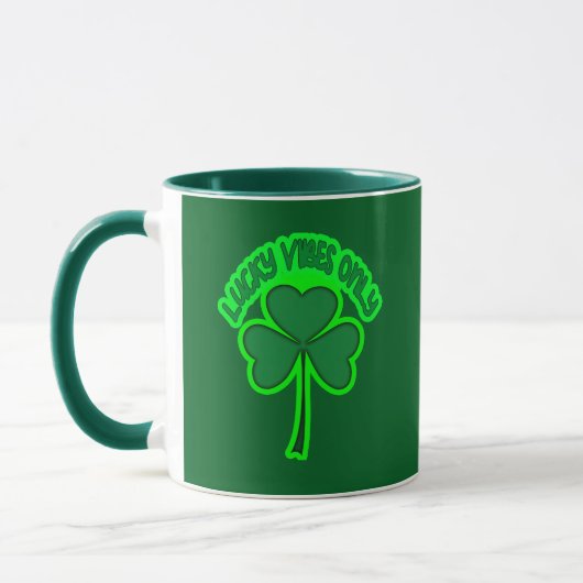 Irish Vibes St Patrick’s Day Shirt – caneca Mok (Links)