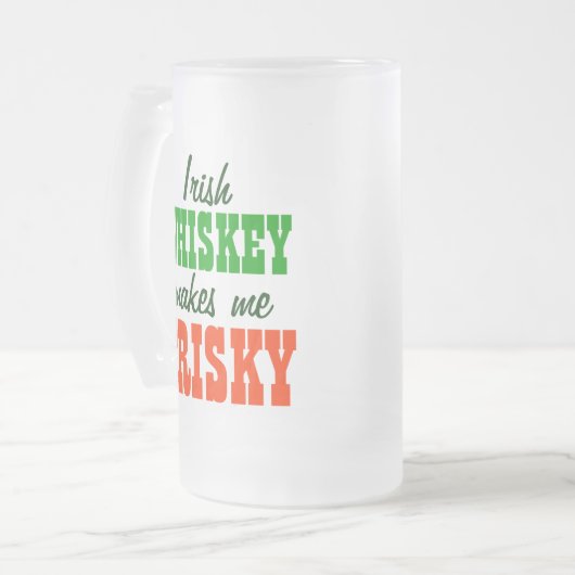 Irish Whiskey maakt me gevaarlijk Matglas Bierpul (Voorkant links)