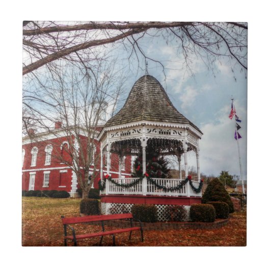 Iron County Courthouse en Gazebo Tegeltje (Voorkant)