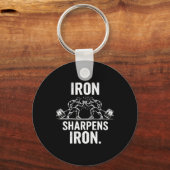 Iron Sharpens Iron - Gym Art Gewichtheffen Ontwerp Sleutelhanger (Voorkant)