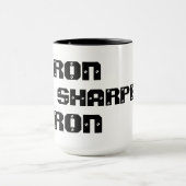 IRON SHARPENS IRON koffie mok (Midden)