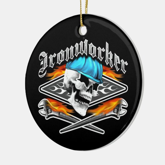 Ironwerker Skull en Spud Wrenches Keramisch Ornament (Links)