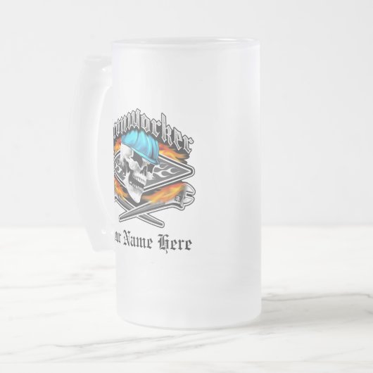 Ironwerker Skull en Spud Wrenches Matglas Bierpul (Voorkant links)