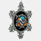 Ironwerker Skull en Spud Wrenches Tin Sneeuwvlok Ornament (Links)