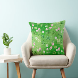 IRSE GROENE KLAVERTJES EN KLEINE ROZE BLOEMEN KUSSEN