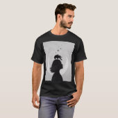 Is de duisternis van ons om te nemen? t-shirt (Voorkant volledig)