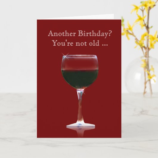 Is de Grappige Kaart van de Verjaardag van de wijn (Gele Bloem)