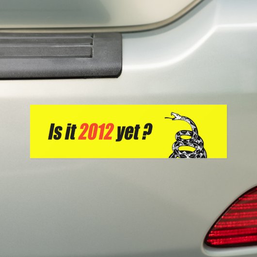 Is het al 2012? bumpersticker (Op auto)