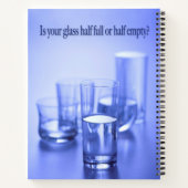 Is je glas half leeg. notitieboek (Achterkant)