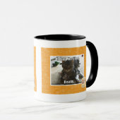 Is knuffel. Hij houdt van. Mok (Voorkant rechts)