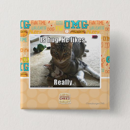 Is knuffel. Hij houdt van. Vierkante Button 5,1 Cm (Voorkant)