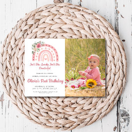 Is ze niet prachtig boho regenboog verjaardagsfoto kaart