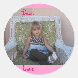 Isabella Lounging Ronde Sticker