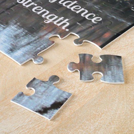 Isaiah 30:15 De rust en het vertrouwen zijn Legpuzzel (Zijkant)