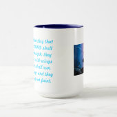 Isaiah 40:31 die Angel Ringer Coffee Mok bidt. (Midden)