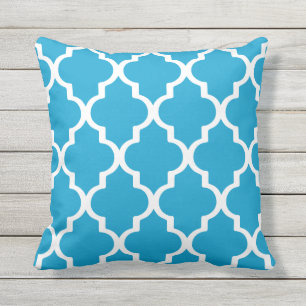Island Blue OutdoorKussens Quatrefoil Lattice Buitenkussen