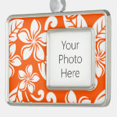 ISLAND PLUMERIA (ZEER ORANJE) VERZILVERD OMLIJST ORNAMENT (Links)
