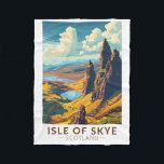 Isle of Skye Scotland Travel Art Vintage Fleece Deken<br><div class="desc">Isle of Skye retro vector reisontwerp. Het eiland Skye,  dat met een brug verbonden is met de noordwestkust van Schotland,  staat bekend om zijn ruige landschappen,  pittoreske vissersdorpjes en middeleeuwse kastelen.</div>