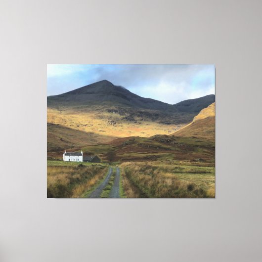 Isolated Farmhouse op het eiland Mull, Schotland C Canvas Afdruk (Voorkant)