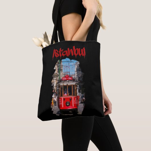 Istanboel: Taksim Tram Tote Bag (Dichtbij)
