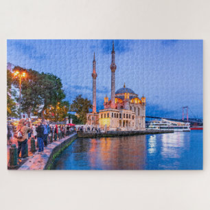 Istanbul, Turkije en de barokmoskee Ortakoy Legpuzzel