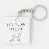 It’s Yoga O’Clock Sheep Sleutelhanger (Achterkant)