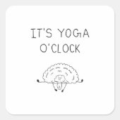 It’s Yoga O’Clock Sheep Vierkante Sticker (Voorkant)
