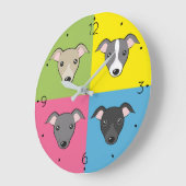 Italiaanse cartoon met windhonden kleurrijke pop grote klok (Hoek)