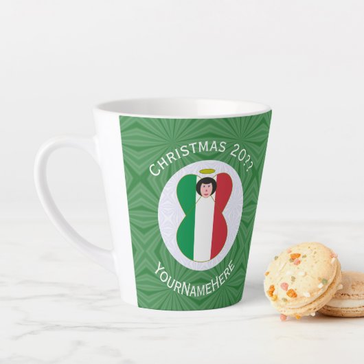 Italiaanse engel kerstvlag gepersonaliseerd latte mok (In situ)
