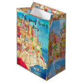Italiaanse kust Gift Bag door kunstenaar Medium Cadeauzakje (Voorkant Gekanteld)