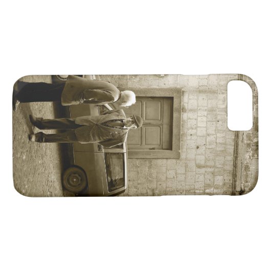 Italiaanse straatscene in sepia iPhone 7 hoesje (Achterkant (Horizontaal))