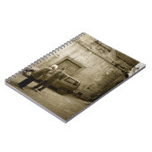 Italiaanse straatscene in sepia notebook notitieboek (Linkerzijde)